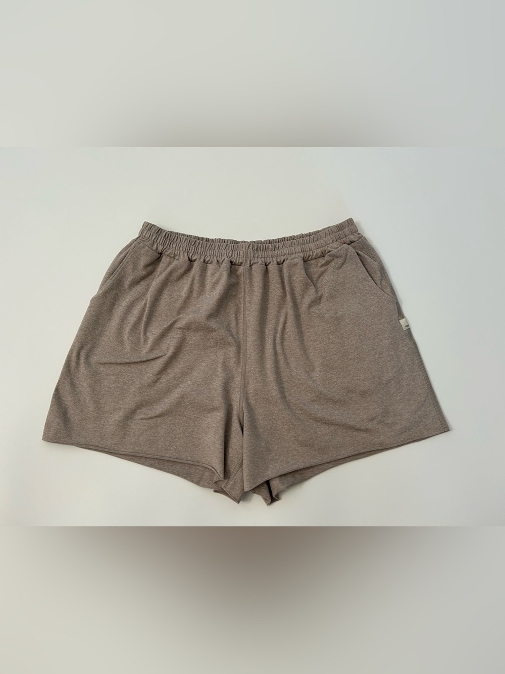Vuori Boyfriend Shorts
Comfy
Lounge
Baggy
Soft
Dreamknit
California
Boho